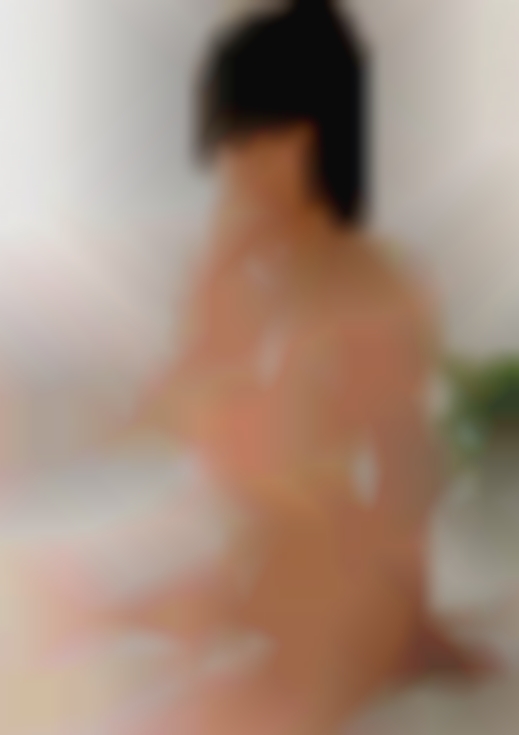 Simple,shy women friendly talk and ready to roar.